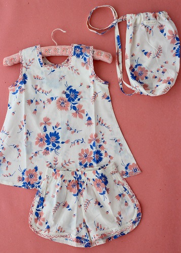 Bonjour TOP AND SHORT SET WITH POUCH - Blue rose